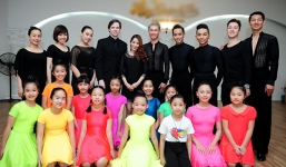 Khánh Thi tái xuất rạng rỡ bên 'người tình tin đồn' kém 12 tuổi