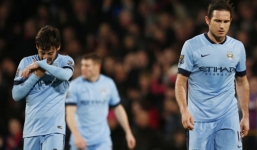 Man City rời xa chức vô địch sau khi thua Crystal Palace