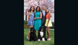 Nhà Trắng tiết lộ ảnh chân dung mới nhất của gia đình Tổng thống Obama