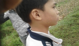 Phụ huynh côn đồ bắt học sinh xếp hàng để con gái tát nam sinh