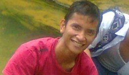 Nam thanh niên bám càng máy bay ở độ cao 10.000 mét  để lậu vé