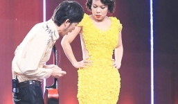 Hoài Linh bất ngờ trước chiều cao của 'vợ'