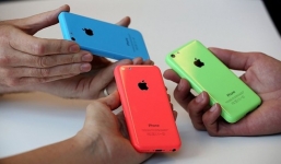 iPhone 5C lock bản 8Gb giá 'rẻ như cho' về Việt Nam