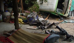 Tiền Giang: Xe buýt lật nhào khiến 5 người thương vong