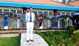 Vợ hờ cắm sừng, lập mưu chiếm tài sản đại gia Lê Ân