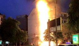 Phòng giao dịch ngân hàng bốc cháy, một ATM bị thiêu hủy