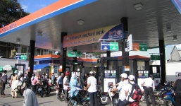 Giá xăng dầu sẽ có quyết định điều chỉnh từ hôm nay (13/4)