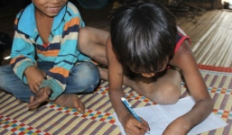 Vụ học sinh lớp 7 không biết viết: Bộ Giáo Dục nói gì?