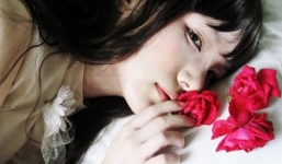 Nhân tình lẳng lơ 'bám riết' lấy chồng tôi không chịu buông tha