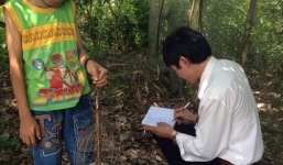 Quặn lòng bé trai 10 tuổi chống chọi với ung thư 10 năm qua