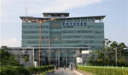 Hàn Quốc bắt chủ nhà hàng ép cô dâu Việt bám dâm