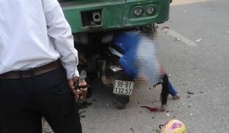 Đâm trực diện vào ô tô tải, một phụ nữ tử vong tại chỗ