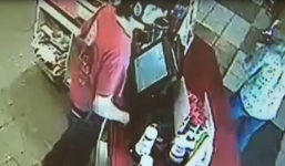 Chàng trai bỗng nhận được tiền tip 'khổng lồ' từ 1 cử chỉ đẹp