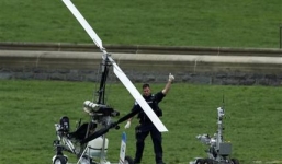 Bắt phi công đáp máy bay xuống khuôn viên Quốc hội Mỹ