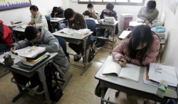 Hàn Quốc: Điện thoại cảnh báo ý định tự tử