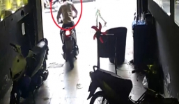Video: Bẻ khoá trộm xe SH trong 3 giây ở Sài Gòn