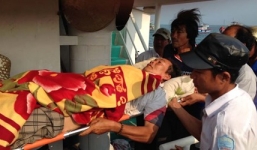 Tàu cá Việt Nam bị tàu lạ đâm ở Hoàng Sa, 1 người bị thương