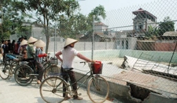 Thông tin mới nhất vụ bể bơi sập tường gây chết người