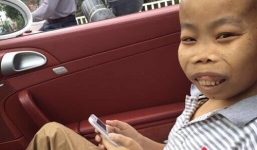 Gia thế nghìn tỷ của đại gia xấu trai nhất trong lịch sử