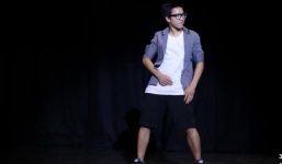 Quý tử nhà Mỹ Linh - Anh Quân điển trai như sao Hàn