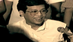 Tổng thống Philippines “bào chữa” cho những nụ cười “vô duyên” của mình