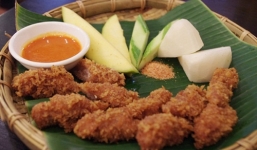 Những mối nguy hại khủng khiếp từ món nem chua rán