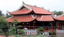 Đại gia miền Trung: Biệt thự 50 tỉ hoành tráng như Tử Cấm Thành