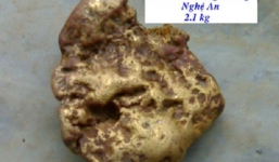 'Đại gia phố núi' nhặt được 2,1 kg vàng giờ ra sao?