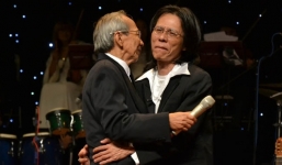 Nhạc sĩ Nguyễn Ánh 9: Linh cảm “Kỷ niệm” là show diễn cuối cùng