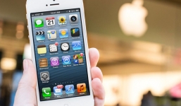 iPhone 5 lock giá chưa tới 4 triệu đồng tràn về Việt Nam