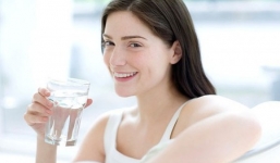 7 thói quen hàng ngày giúp da bạn đẹp lên trông thấy