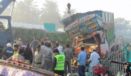 Xe tải mất lái tông sập nhà, 7 anh chị em thiệt mạng