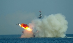 Việt Nam sắp nhận hai tàu tên lửa cao tốc 'Tia chớp' từ Nga