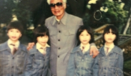 Chuyện mới kể về ca sinh 4 được cố Thủ tướng Phạm Văn Đồng đỡ đầu