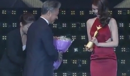 Clip Ngọc Trinh được minh oan bị ngó lơ, 'trắng tay' tại Hàn Quốc