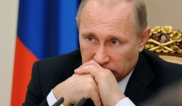Ông Putin tố cáo Mỹ trợ giúp quân ly khai Nga