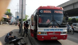 Hà Nội: Xe khách 47 chỗ 'nhồi' 105 hành khách