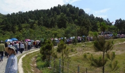 Hơn 70.000 người viếng mộ Đại tướng Võ Nguyên Giáp trong dịp lễ