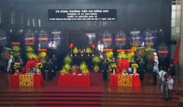 Truy điệu 2 phi công hi sinh trong vụ máy bay tiêm kích SU-22 rơi