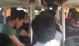 Kinh hoàng cảnh xe giường nằm 'nhồi khách như nhồi lợn'