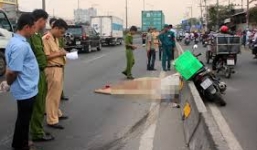 Tai nạn giao thông, hai vợ chồng bị ô tô cán chết tại chỗ