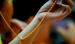 Hám quà hơn 5 tỉ, người đẹp dính bẫy lừa của “đại gia” Tây rởm