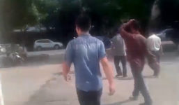 Clip: Nghi ăn trộm xe máy, nam thanh niên bị đánh nhừ tử