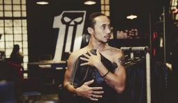 Phạm Anh Khoa đi thử đồ trước Live Concert “Phá”