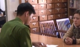 Video: Bi hài vợ dùng clip 'nóng' của chồng tống tiền tình địch