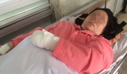 Người phụ nữ la hét trong bệnh viện với bàn tay dập nát