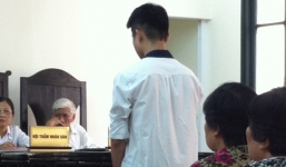 Bị cáo làm bậy với bé gái 10 tuổi nhận mình đẹp như diễn viên Hàn Quốc 