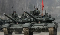 Video: Cuộc duyệt binh Ngày Chiến thắng ở Moscow 70 năm trước