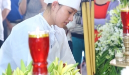 Vợ Duy Nhân: 'Không khóc nổi nữa, cứ nghĩ mọi chuyện là mơ'