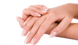 Dấu hiệu ở bàn tay cảnh báo sức khỏe của bạn